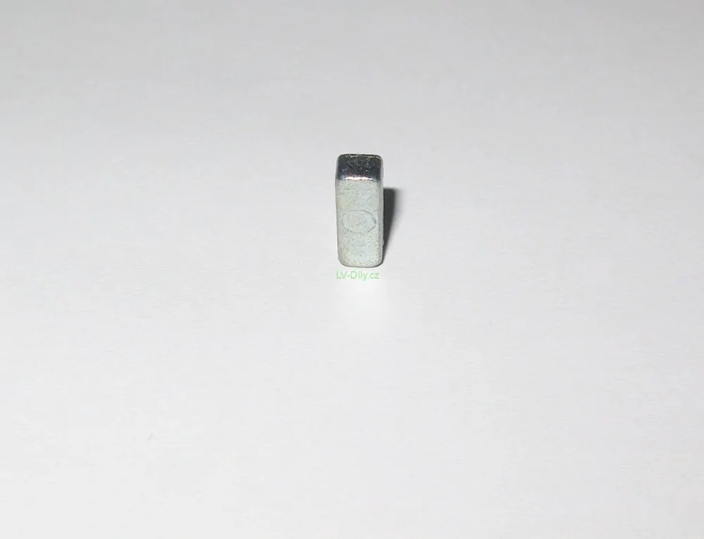 Klínek magnetického kola pro motory Briggs & Stratton, John Deere - 13,9x4,8x3,5mm