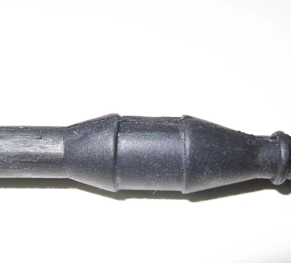 Benzínová hadička motorová pila - délka 18cm, tloušťka 6mm