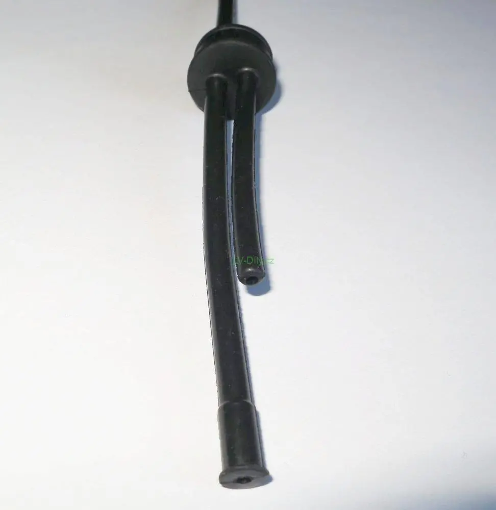 Palivová hadička s průchodkou do motorové pily - délka 18,5cm, tloušťka 5mm