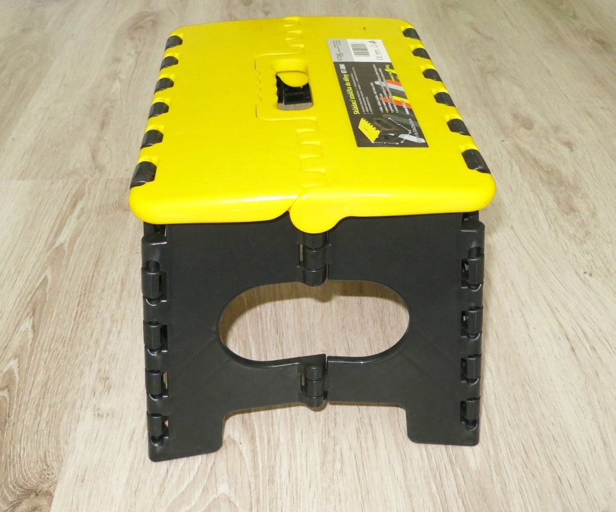 Skládací stolička KT-3084