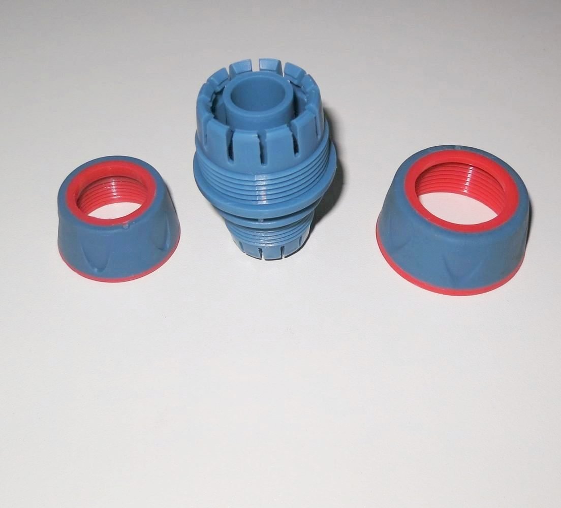 Redukce na zahradní hadice 3/4" - 1/2"