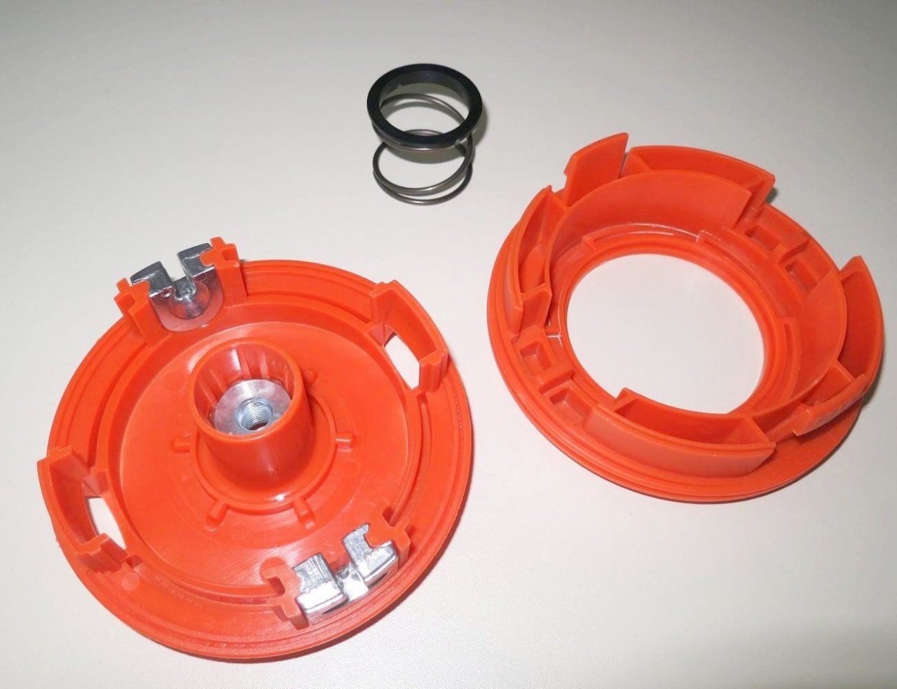 Strunová hlava ke křovinořezu M10x1,25 130mm rychlonavíjecí