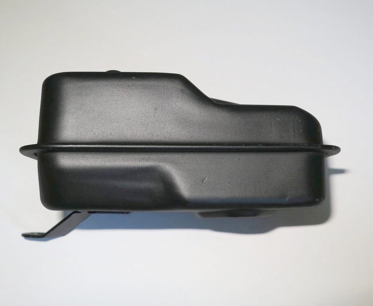 Výfuk křovinořezu 43cc, 52cc - 114x80mm