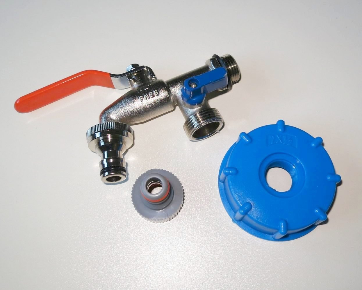 Výhodný set - výpustný dvoj-ventil na IBC nádrž 3/4", redukce 1/2" víčko k IBC, konektor