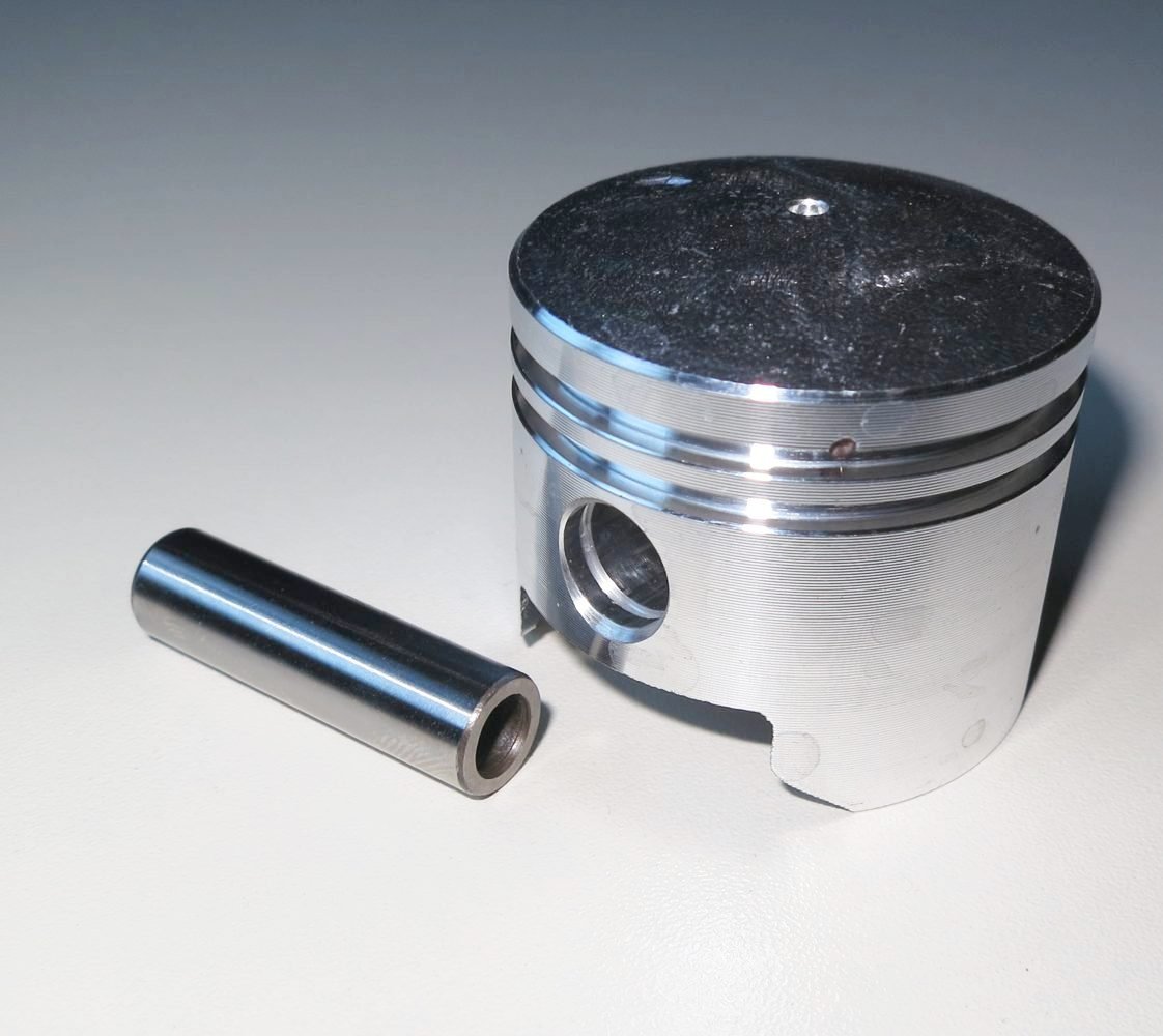 Válec a píst na křovinořez 44mm - 52cc