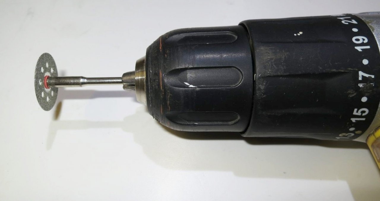 Brusné kotouče na vrtačku 10ks - 22mm