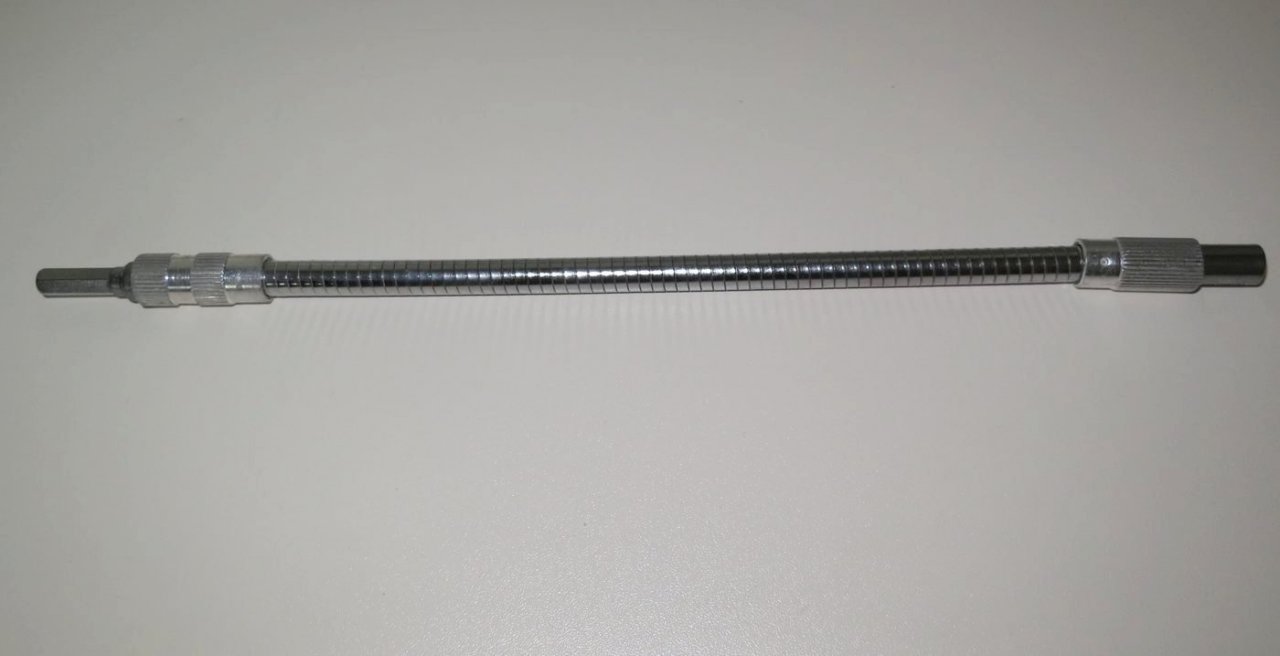 Ohebný držák bitů - 30cm