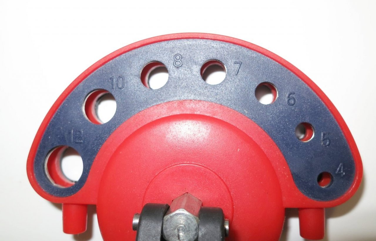 Vodící šablona s přísavkou pro diamantové vrtáky