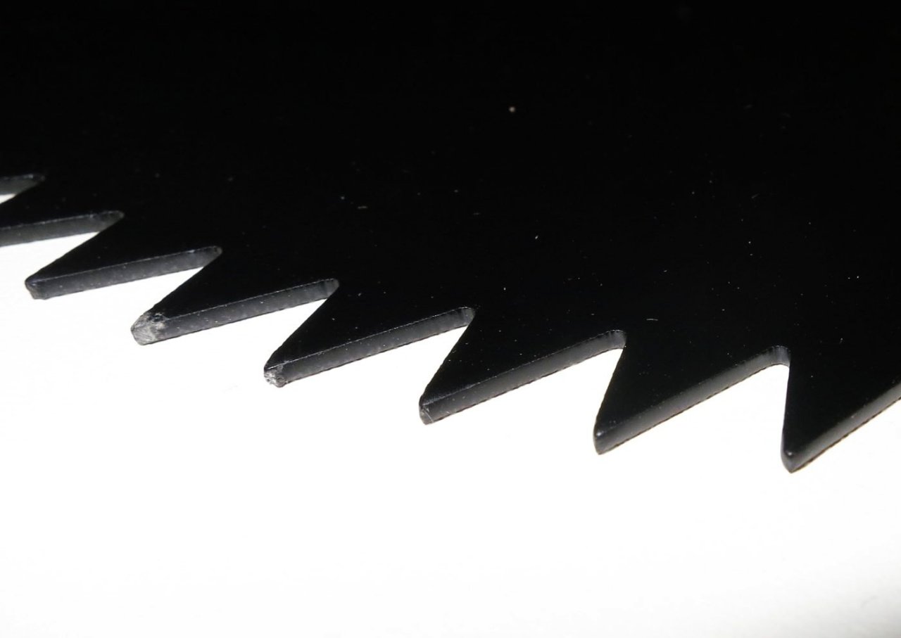 Pilový kotouč na křovinořez 255mm 80 zubů 24-06004