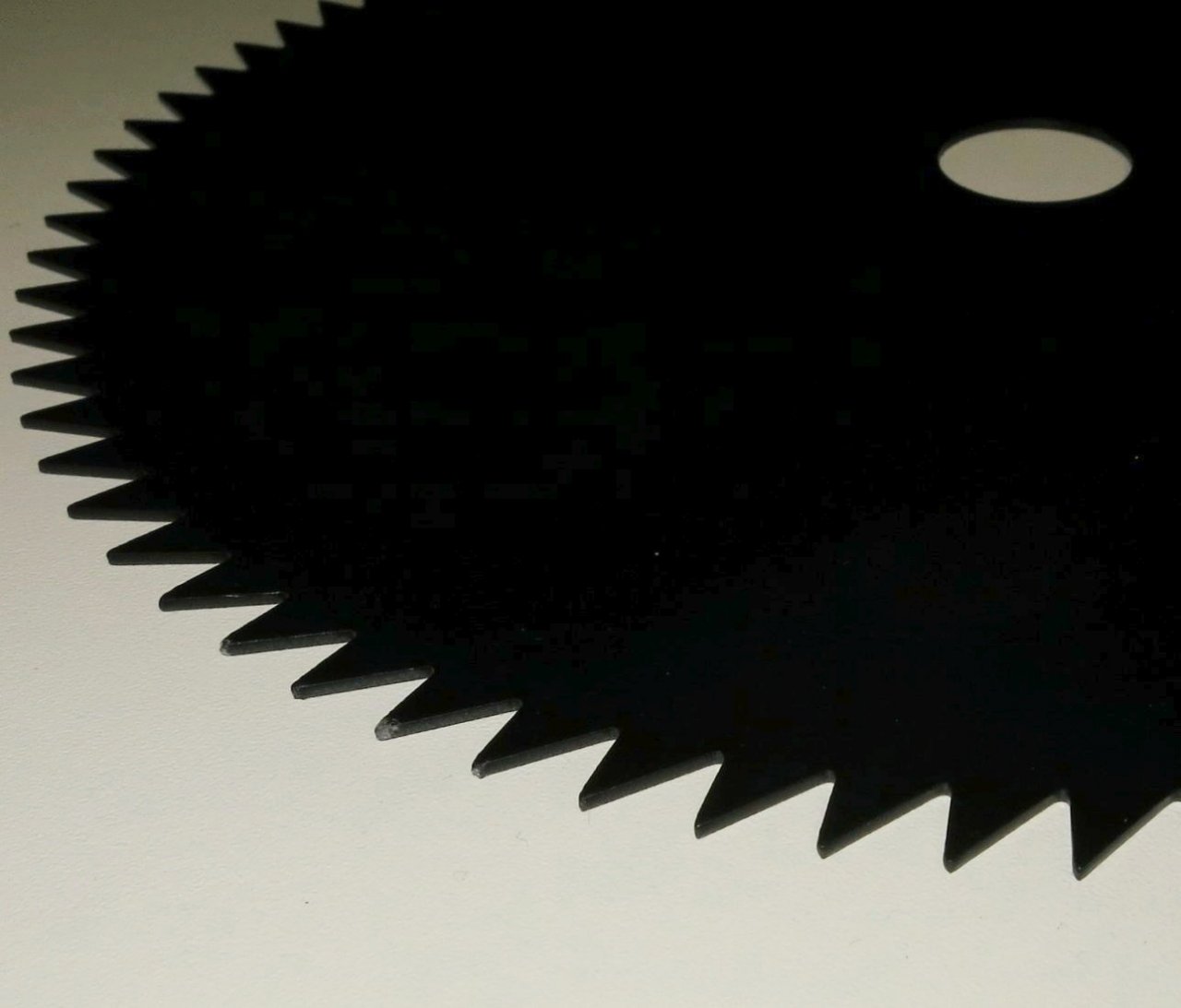 Pilový kotouč na křovinořez 255mm 80 zubů 24-06004