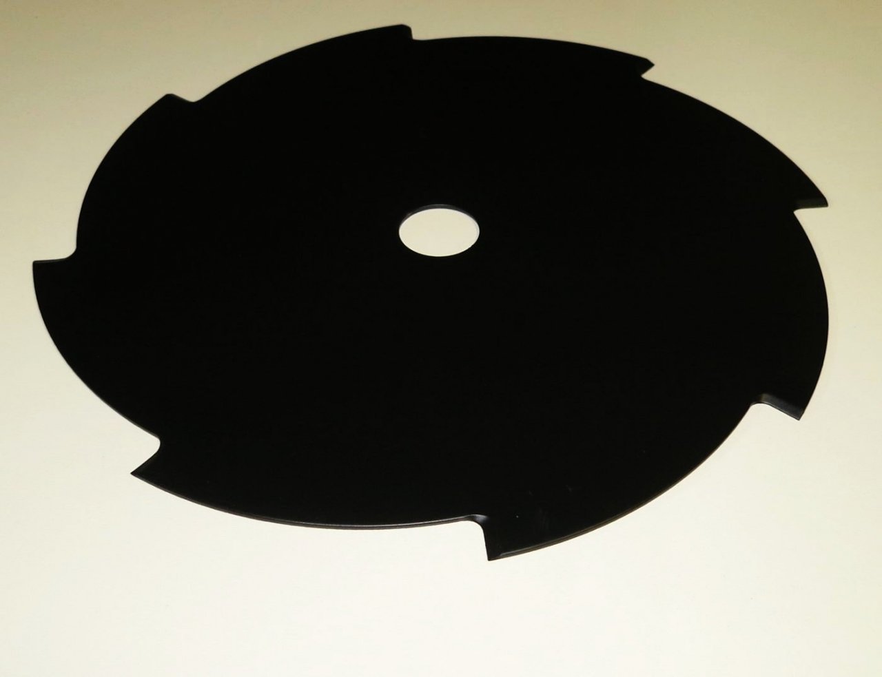 Nůž na křovinořez 255mm 8 zubů 24-06023