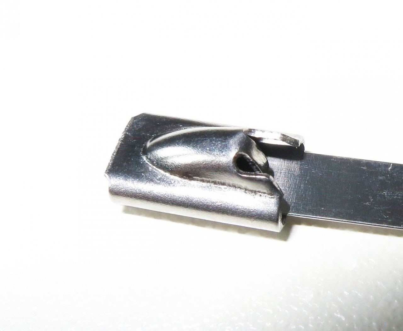 Stahovací pásky kovové 250mm - 100ks
