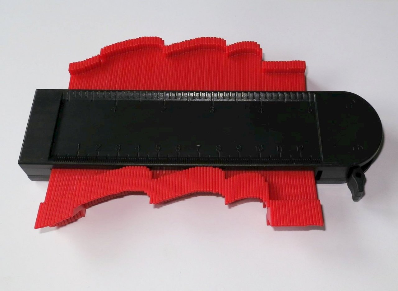 Multifunkční šablona s brzdou 125mm