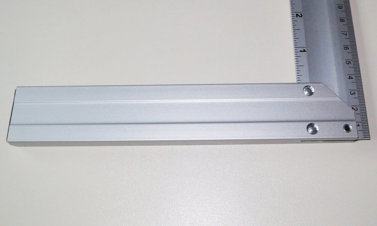 Výhodný set - Kovový úhelník Profi 35 a 50 cm